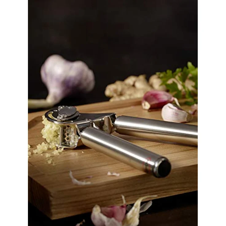 Rösle Knoblauchpresse mit Abstreifer - Presse in Profi-Qualität für Ingwer und Knoblauch - mit klappbarem Sieb - Edelstahl 18-10 - spülmaschinengeeignet – Bild 5