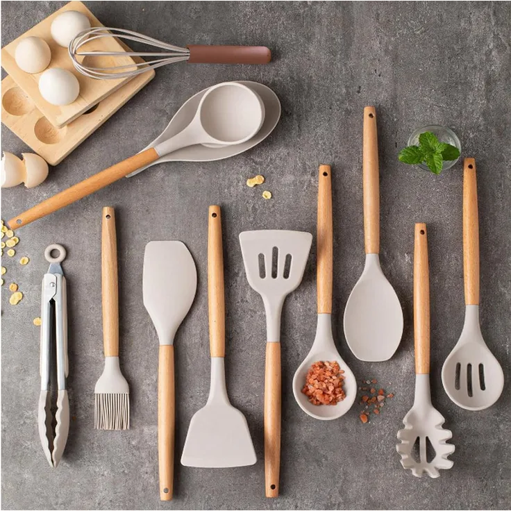 OKWISH Kochbesteck-Set 12er Küchenutensilien Set, BPA-frei mit hitzebeständigem Holzgriff und Aufhängeschlaufe, Silikon und Holz, vielseitig für Kochen, Braten und Backen