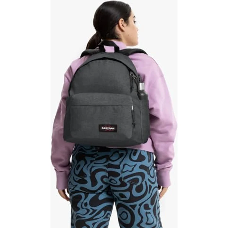 Eastpak Day Pak'R, Freizeitrucksack mit 24 Litern Fassungsvermögen, strapazierfähigem Material, gepolsterten Schultergurten, Schwarz – Bild 6