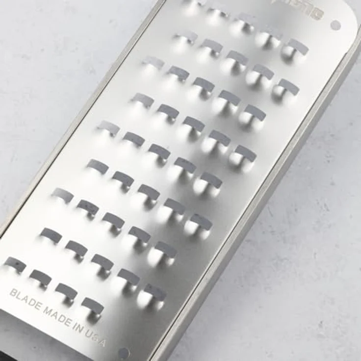 Microplane NEUE Professional Serie Gemüsehobel & Reibe Sehr Grobe Klinge in elegantem Edelstahl Design - Made in USA – Bild 5