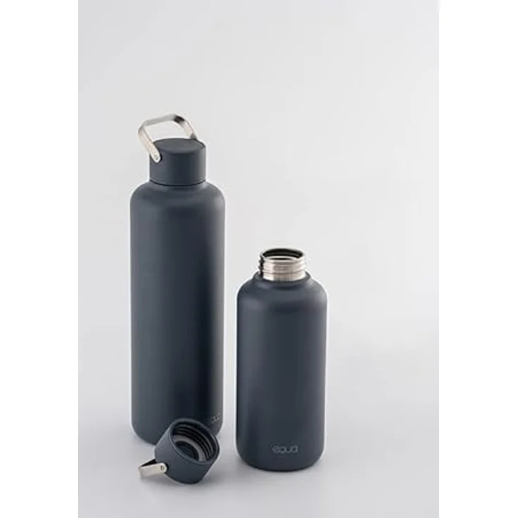 equa Trinkflasche Timeless Navy, Edelstahl, 1000 ml, extra leicht und robust im schlichten Design – Bild 2