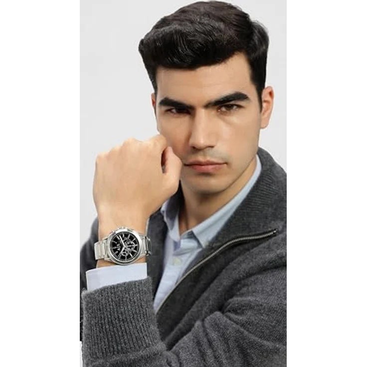 Armani Exchange Silver Tone Chronographenarmbanduhr für Männer, Quarzwerk, 44mm Gehäusegröße, Edelstahlarmband in Silberton und Dunkelgrau, wasserdicht bis 50m – Bild 2