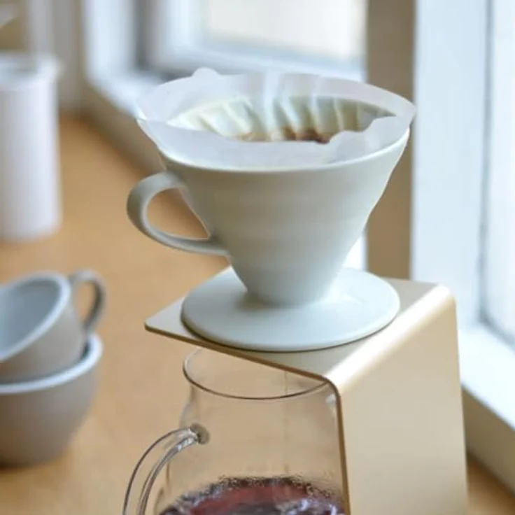 Hario V60 VDCR-02R, Kaffee-Tropfer aus Arita-Keramik in elegantem Rot für 1-4 Tassen – Bild 6