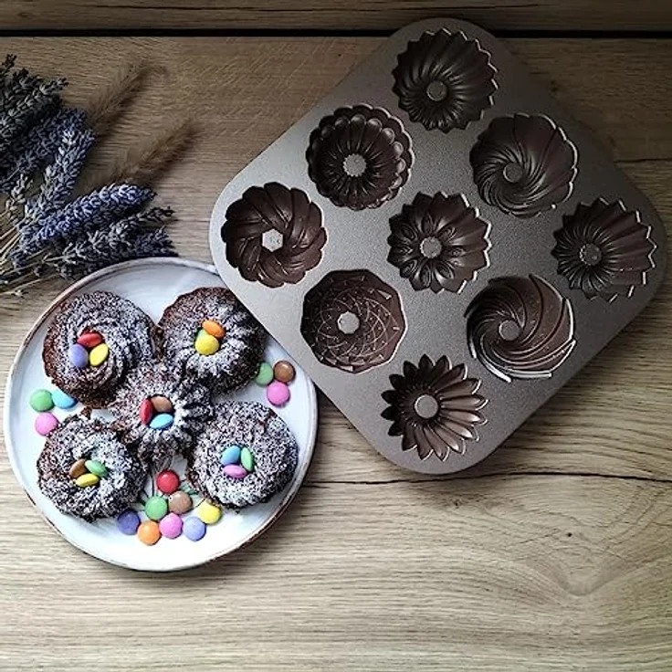 patisse 04521 – Backform für 9 Mini-Gugelhuffs, 9 Mini-Bundt Cakes, Aluminiumguss, goldfarben, 24 x 24 x 4,5 cm – Bild 2