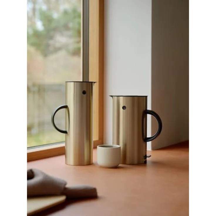 Stelton EM77 electric kettle (EU) 1.5 l. brushed brass, Design by Erik Magnussen, Trockenlaufschutz & Sicherheitsabschaltung – Bild 3
