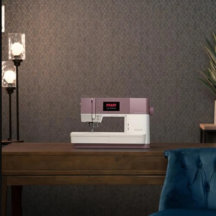 PFAFF quilt ambition 635, Nähmaschine mit 203 Programmen, altrosa, integriertem IDT™ System und großem Color Touch Screen – Bild 2