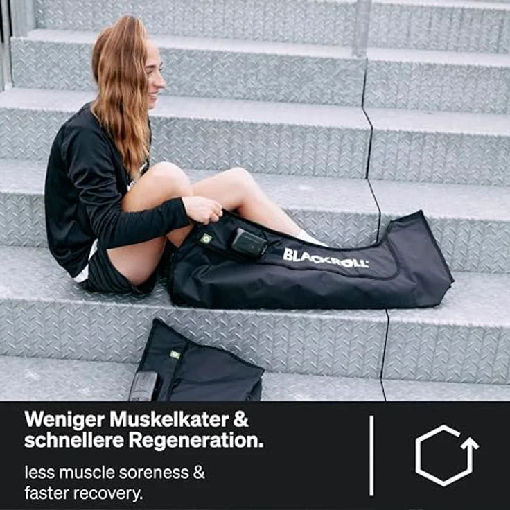 BLACKROLL® COMPRESSION BOOTS - Hochwertige Kompressionsmassage für Beine - Verbessert Durchblutung und Beweglichkeit - Ideal für Regeneration und Entspannung - Größe M – Bild 2