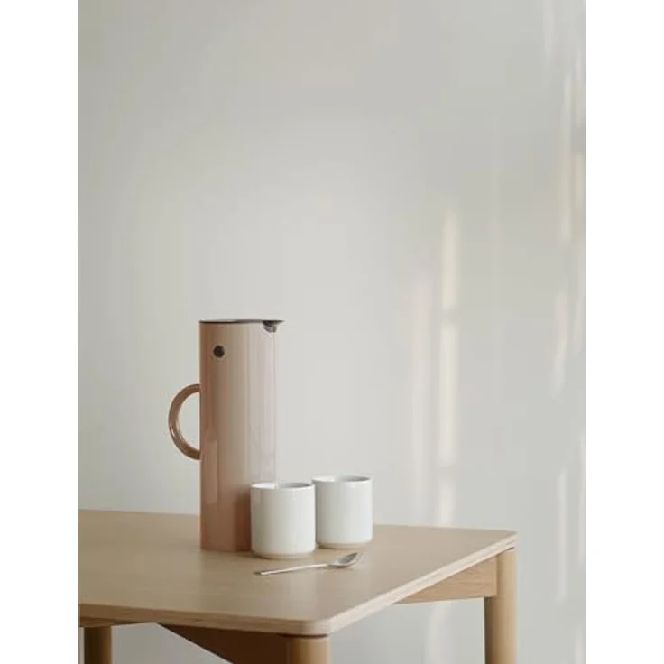 Stelton Isolierkanne EM77 - Doppelwandige Isolierkanne für heiße/kalte Getränke - 1 Liter, Wheat – Bild 2