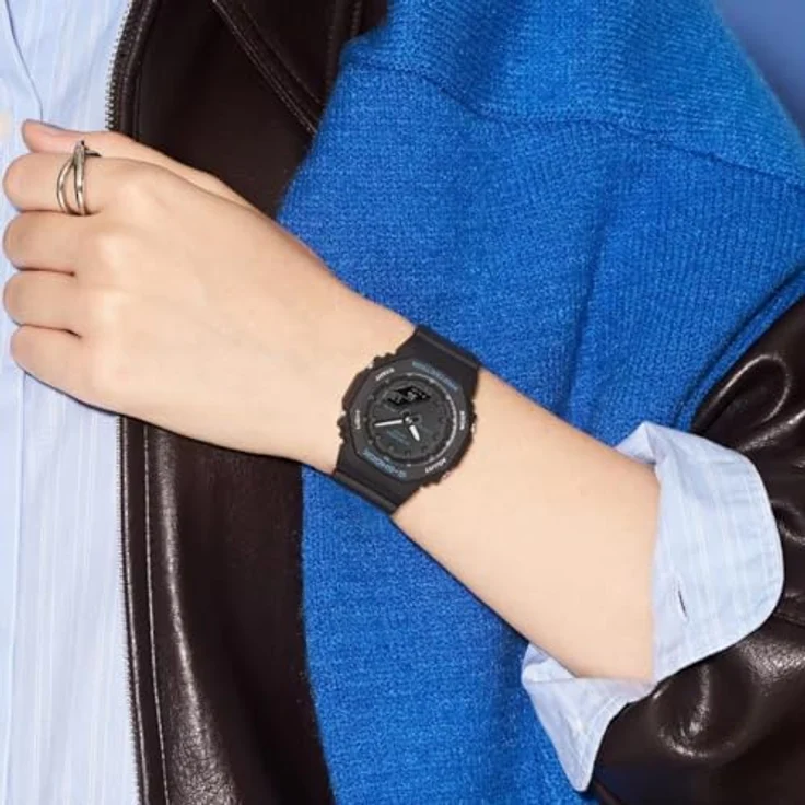 Casio GMA-P2100BA-1AER, Damenuhr mit Analoguhr und Digitalfunktionen, schwarzes Gehäuse und Armband, wasserdicht bis 20 bar – Bild 5