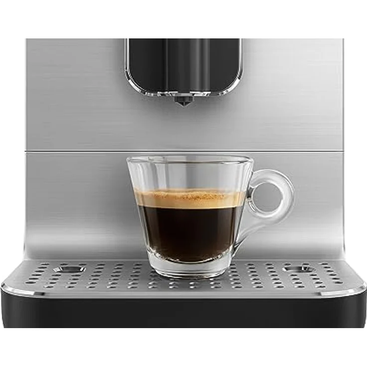 Smeg BCC01 Kaffeevollautomat 50s Style, 1,4 l Wassertank, mit integriertem Mahlwerk, matt schwarz – Bild 4