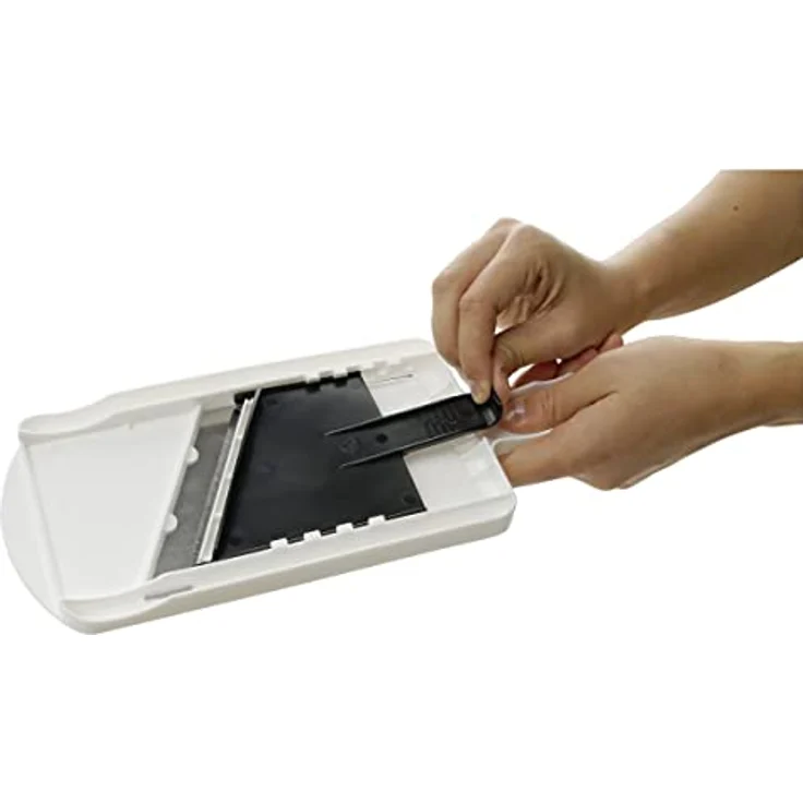 Fackelmann Dick--Dünnschneider mit Restehalter, Gemüseschneider mit zweiseitiger Edelstahl-Klinge, hochwertiger Gemüsehobel (Farbe: Weiß-Schwarz), Menge: 1 Stück – Bild 5