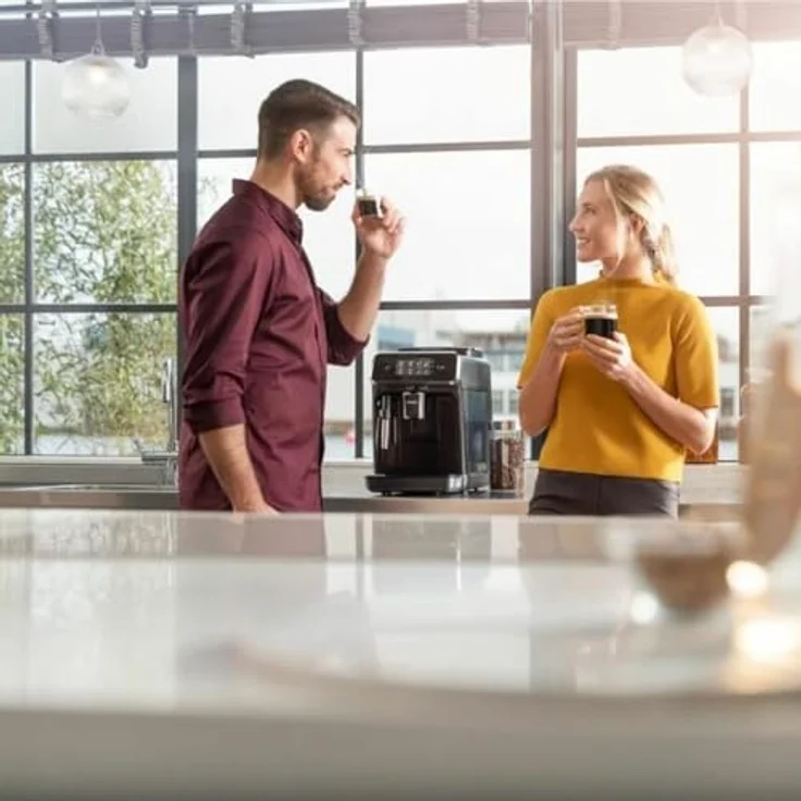 Philips Kaffeevollautomat EP2225/10 2200 Series, mit Aroma Extract System und klassischem Milchaufschäumer, Schwarz - Preisvergleich – Bild 2