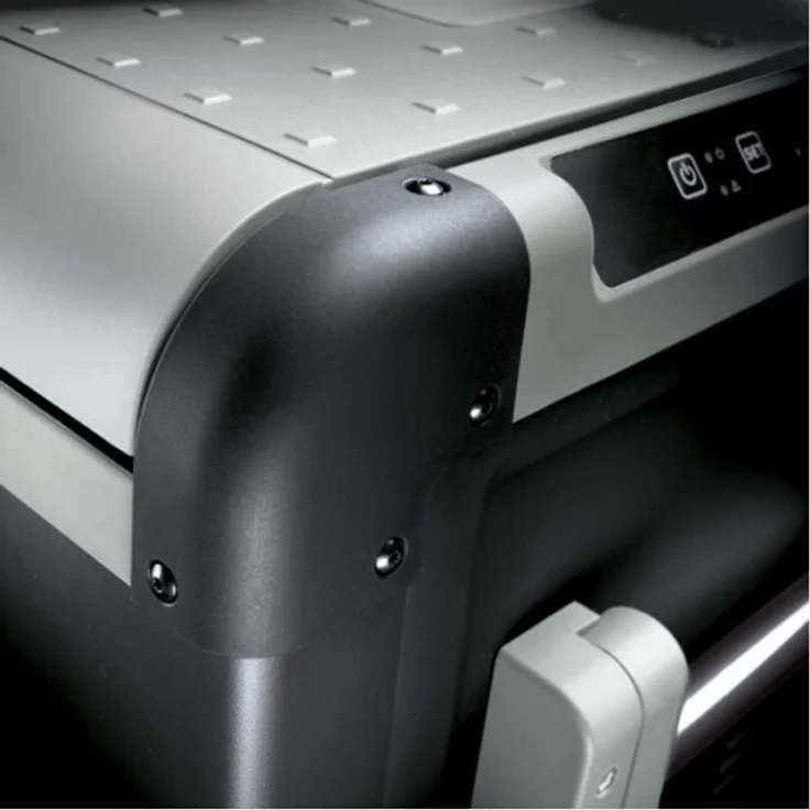 Dometic CoolFreeze CFX 28, Kompressorkühlbox, Energieeffizienzklasse B, 28 Liter, 12-24 V und 230 V für Auto, Lkw, Steckdose, mit USB Anschluss, schwarz, silber – Bild 5