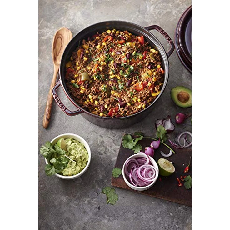 Staub Cocotte-Bräter, rund mit Deckel 28 cm, 6,70 L, mit mattschwarzer lierung im Inneren des Topfes, grenadine – Bild 2