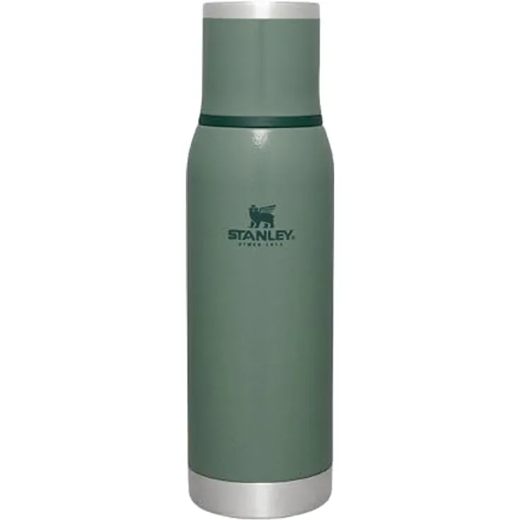 Stanley Adventure To-Go Thermosflasche 0.75L, Auslaufsicher, 20 Stunden heiß, 25 Stunden kalt, Doppelwandige Vakuumisolierung, BPA frei, Hammertone Green