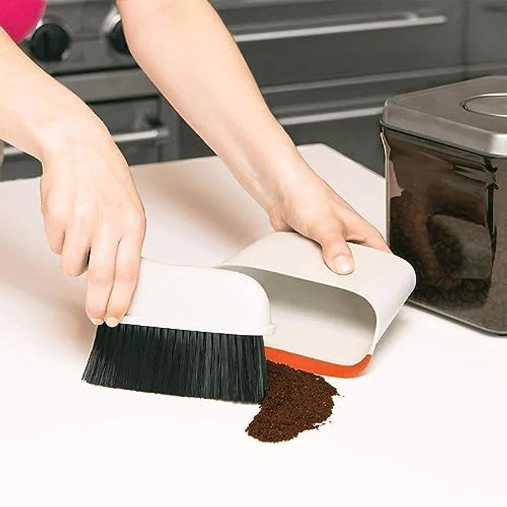 OXO Good Grips Kompact Kehr-Set mit Schaufel und Besen – Bild 8