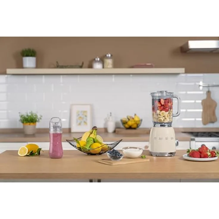 Smeg BLF03CREU Standmixer in 50's Style, 800 Watt, 1,5 Liter, 4 Geschwindigkeiten, 4 Programme, Aluminium-Druckguss, creme, Serie: – Bild 6