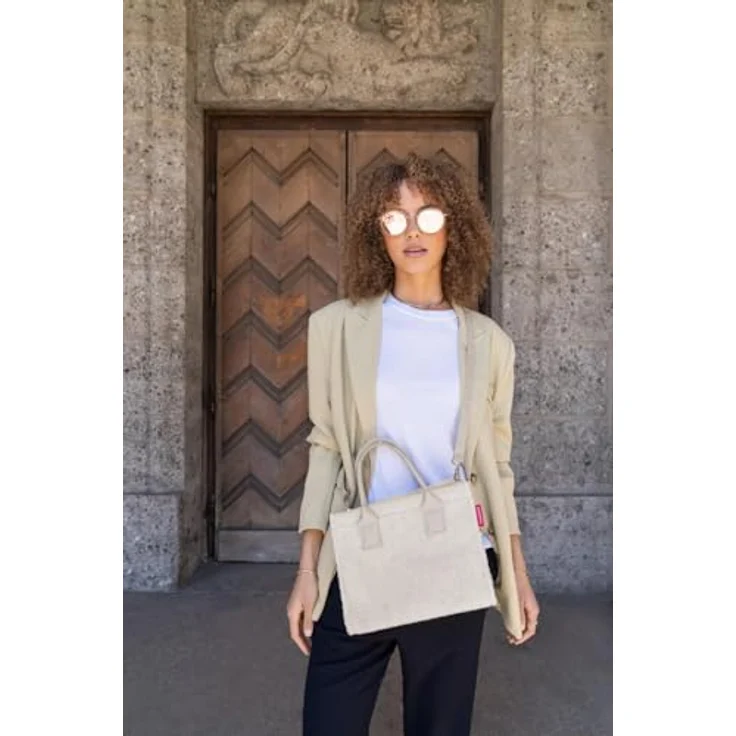 REISENTHEL® Daily Shopper, edle Einkaufstasche aus Polyester mit Trinkflaschenfach und abnehmbarem Umhängeriemen, schwarz – Bild 6
