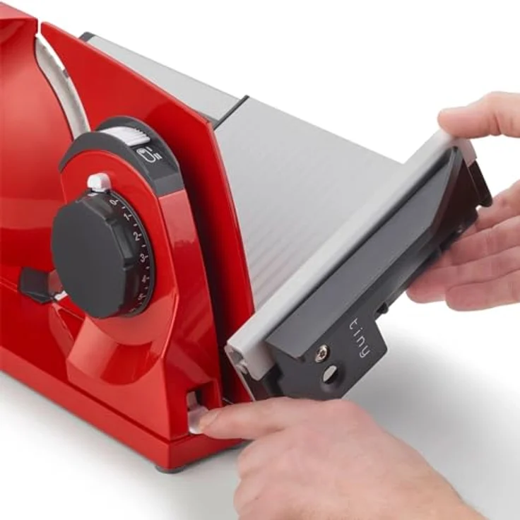 Graef MYTINY MT1003 ROT, Aufschnittmaschine mit superkompakten Abmessungen und 170 mm Wellenschliffmesser, Rot – Bild 7