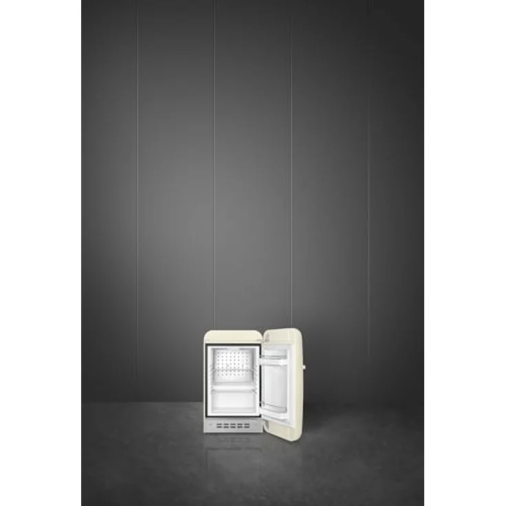 Smeg FAB5RCR6, Minikühlschrank creme, 34 Liter Nutzinhalt, Geräuschemissionsklasse C, umweltfreundliches Kühlgas R600a – Bild 2