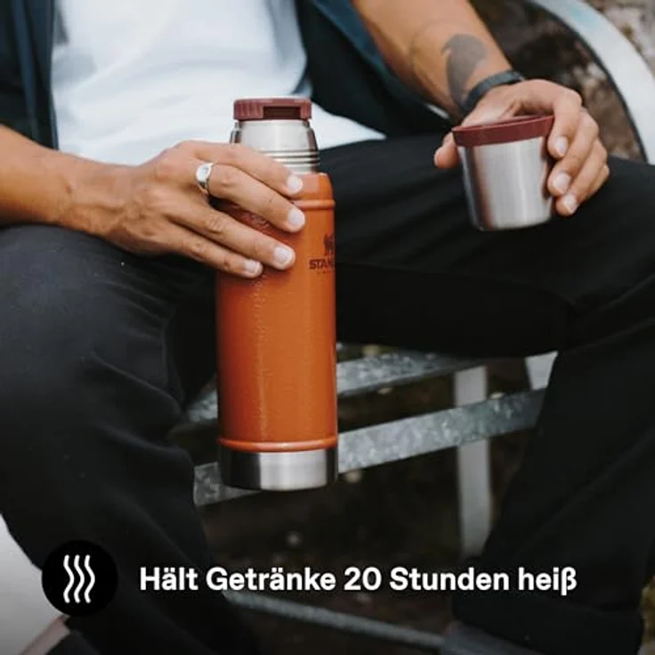Stanley Classic Legendary Thermosflasche 750 ml, Edelstahl Thermoskanne, 20 Stunden heiß oder kalt, BPA-frei, spülmaschinenfest, Hammertone Clay – Bild 4