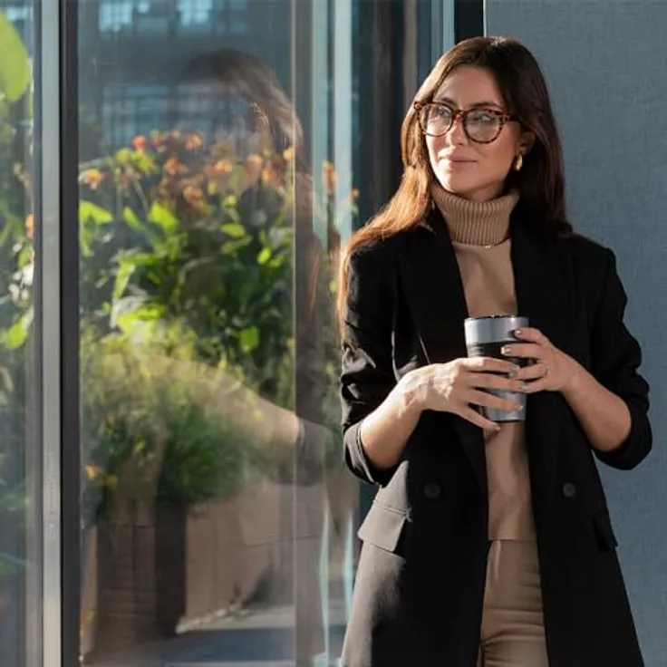 Cecotec Filterkaffeemaschine 1728, 700 W Leistung, 420 ml Fassungsvermögen, Tropfstopp-Funktion, modernes Design