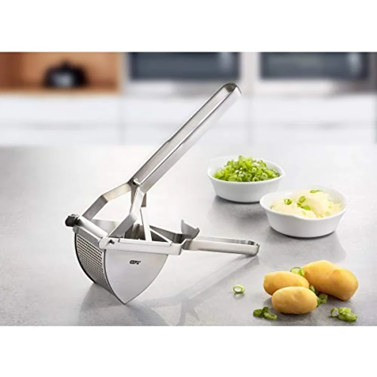 GEFU 13300 Kartoffelpresse DAS ORIGINAL - Kartoffelstampfer mit Rundlochung für feines Püree - Edelstahl, spülmaschinengeeignet – Bild 2