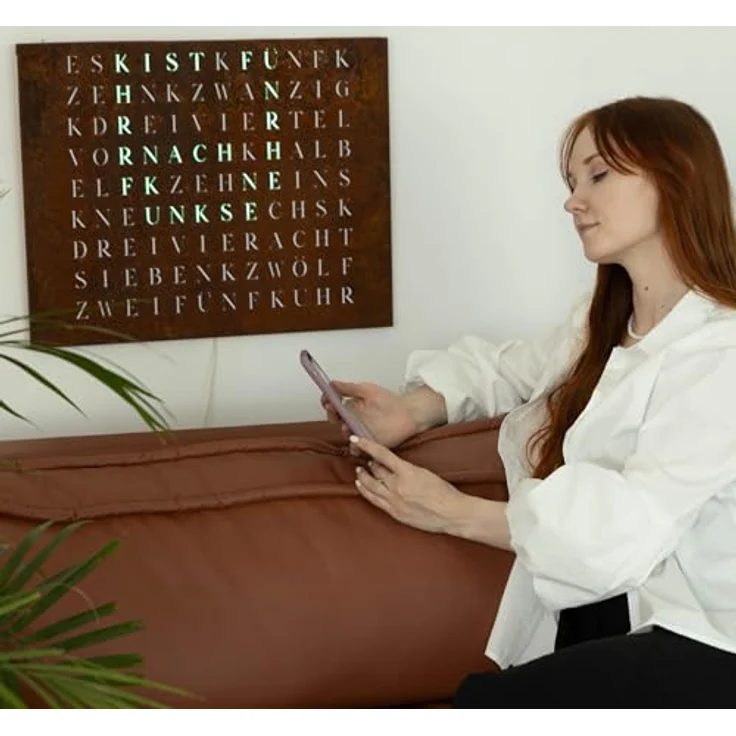 build-yours WordClock Jupiter Rost Optik LED Wortuhr - Modernes Design im Industrial Stil, WLAN-fähig, 16 Millionen Farbtöne, Micro-USB-Anschluss – Bild 2