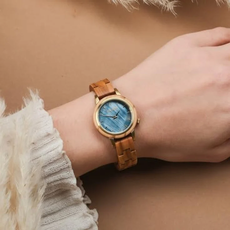 HOLZKERN Damenuhr Quarz Antrim, Zifferblatt mit blauem Perlmutt und goldfarbenen Details, Gehäuse aus hellbraunem Olivenholz, spritzwassergeschützt, 29 mm – Bild 5