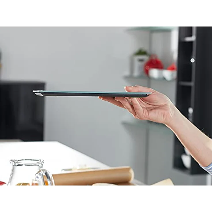 Soehnle Page Comfort 300 slim, digitale Küchenwaage, silber, Gewicht bis zu 10 kg (1-g-genau), runde Haushaltswaage mit Sensor-Touch, elektronische Waage inkl. Batterien, ultraflaches Design – Bild 4