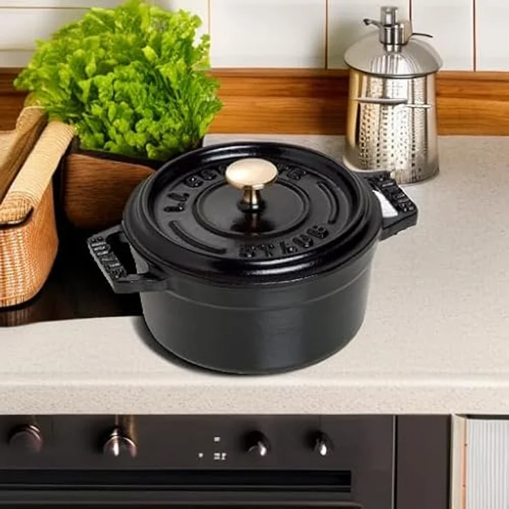 Staub 40500-101-0 Mini Cocotte, rund mit Deckel 10 cm, 0,25 L, induktionsgeeignet, mit mattschwarzer lierung im Inneren des Topfes, schwarz – Bild 6