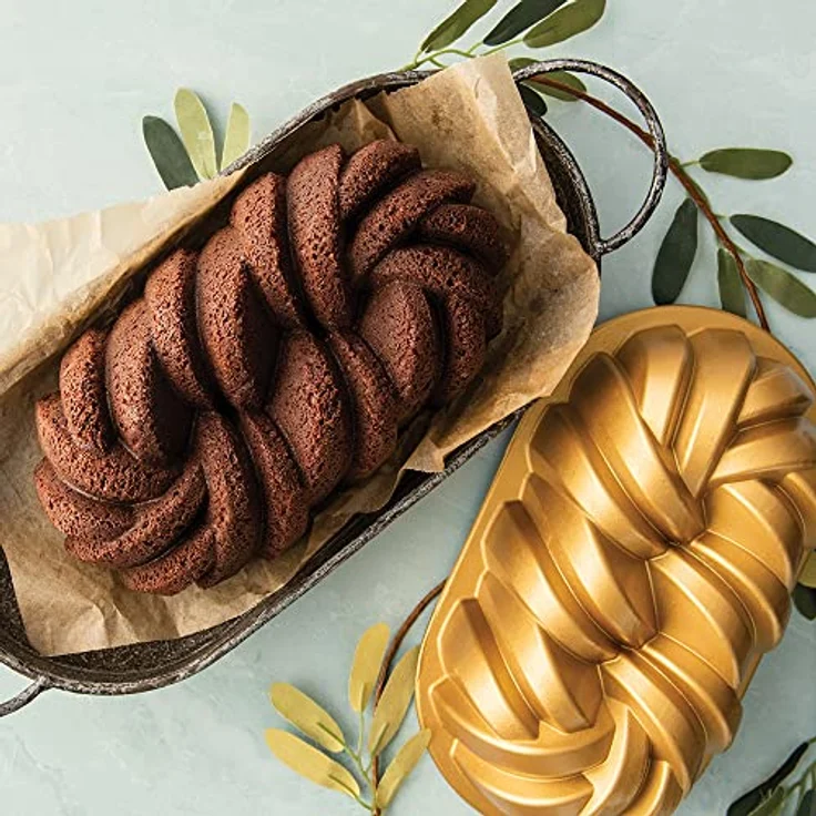 Nordic Ware Geflochtene Kastenform Original Aluguss Gugelhupfform Gugelhupfform mit geflochtenem Muster, Kuchenform hergestellt in den USA, Farbe: Gold – Bild 3