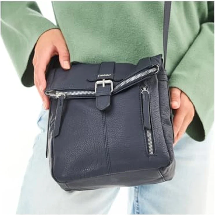 Rieker Umhängetasche, Damen-Handtasche aus Lederimitat, dunkelblau, mit Überschlag und Schnallenverschluss, verstellbarem Schulterriemen und Reißverschluss-Fronttasche – Bild 4