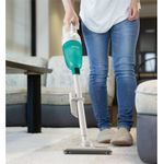 Makita Akku-Stielstaubsauger CL117FDX4 - Kompakter und leichter Akku-Staubsauger - weiß/grün