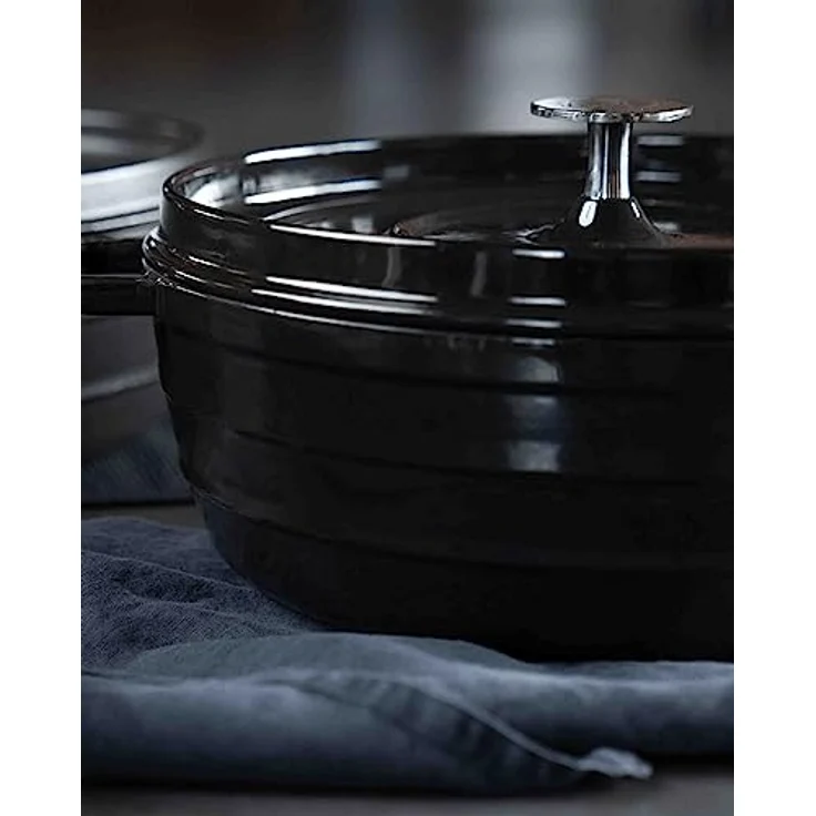 Sallys 'Ela' Deluxe Gusseisentopf/Gusseisenpfanne - Gusseisen Bräter für Perfektes Garen und Backen auf Induktion, 5 Liter Fassungsvermögen, Hitzebeständig bis 250 °C, Fury Black Majolika – Bild 4