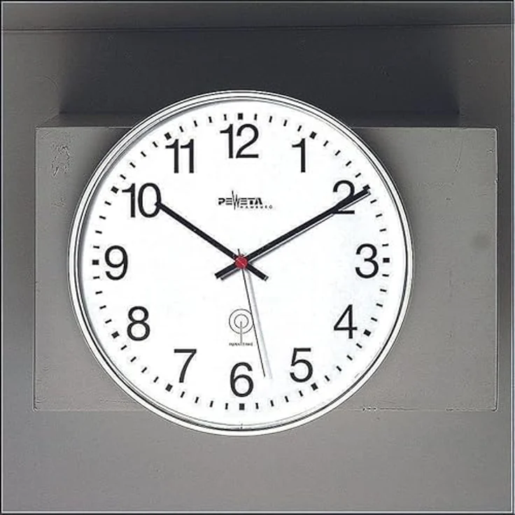 Peweta Wanduhr (30 cm), extragroße Zahlen, automatische Umstellung Sommer- und Winterzeit – Bild 2