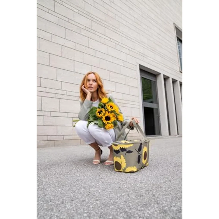 reisenthel coolerbag sunflowers, Kühlbox 20 l mit hochdichter Isolierung und stabilem Reißverschluss, wasserabweisendes Polyester – Bild 4