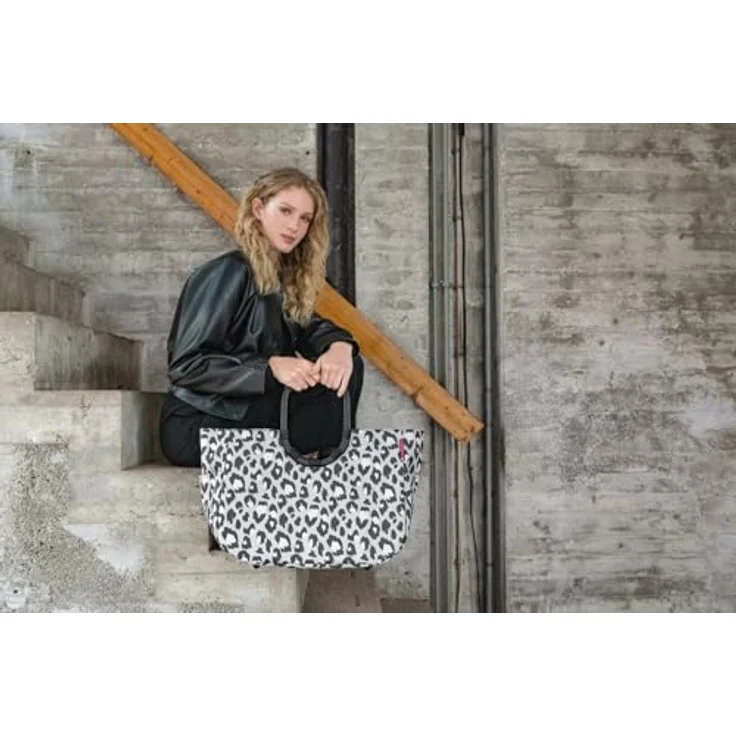 REISENTHEL® Shopper loopshopper L, Einkaufstasche mit metallic dots in Beige, gepolsterten Tragegriffen und wasserdichtem Polyester – Bild 7