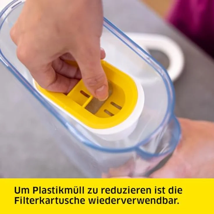 Kärcher Filterkanne WFP 12 + 3 Filter, 2,4 Liter Behälter, BPA frei, 100 Liter Filterkapazität, Manuelle Filterwechselanzeige, Weiss – Bild 5