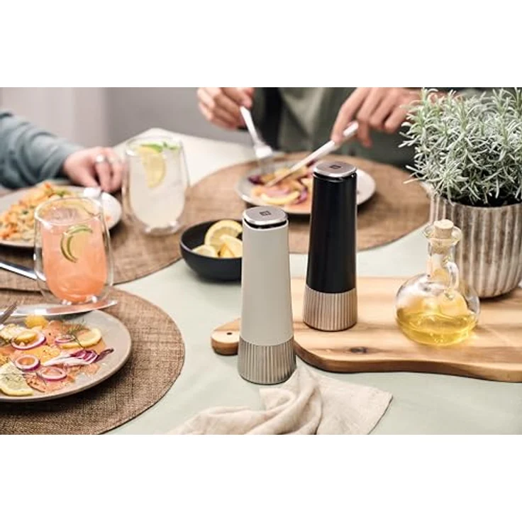 Zwilling SPICES Gewürzmühle, Pfeffermühle + Salzmühle im Upside-Down-Design, salbeigrün und schwarz, stufenlos einstellbar, hochwertige Keramik – Bild 7