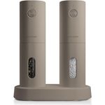 LARS NYSØM Salz und Pfeffer Mühle Elektrisch 2er Set mit einstellbarem Keramik-Mahlwerk von grob bis fein I Design Gewürzmühlenset Automatisch (2 Stück, Greige)