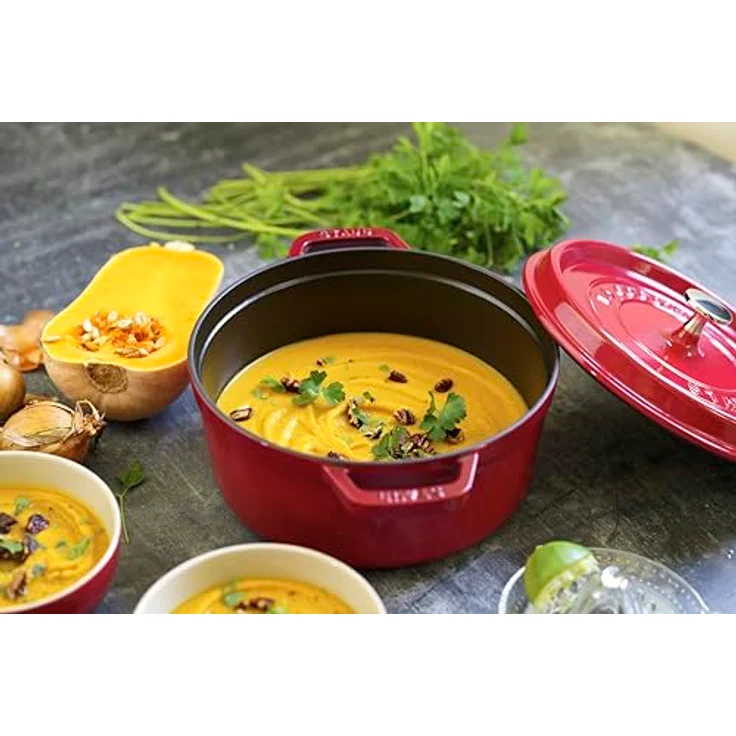 STAUB Gusseisen Bräter- Cocotte, Rund 24 cm, 3,8 L, kirschrot – Bild 4