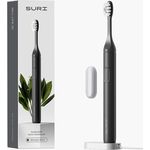 SURI Nachhaltige Schallzahnbürste,Schlanke und leistungsstarke elektrische Zahnbürste, recycelbarer Kopf auf pflanzlicher Basis, inklusive Spiegelhalterung und USB-Ladeständer,Mitternachtsschwarz