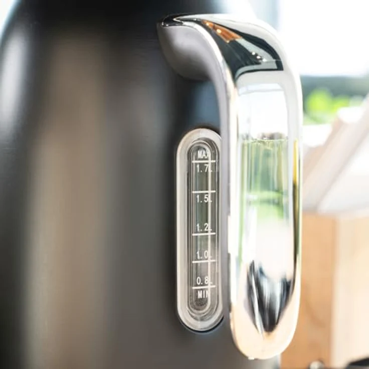 HOME DELUXE Wasserkocher NOBLE - Matt Schwarz, 1.5 l, 2200 W, Edelstahl Gehäuse, integrierter Hitzeschutz & Retro Optik – Bild 5