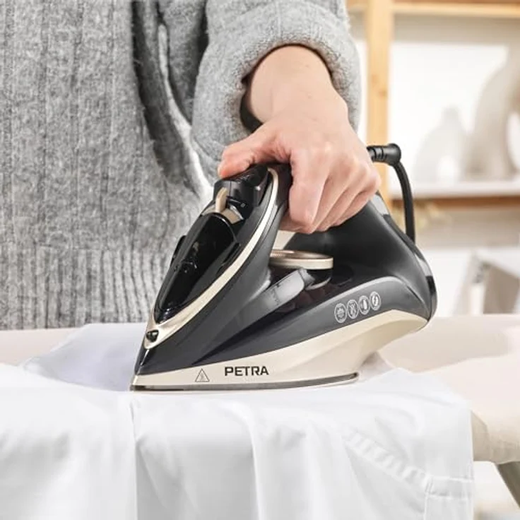 Petra PF01480VDE Dampfbügeleisen, 2200W mit dualer Keramiksohle, kontinuierlicher Dampffunktion und 230 ml Wassertank, Schwarz und Bronze – Bild 4