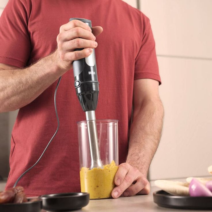 Braun MultiQuick 5 Pro MQ 55254 M, 1000 Watt Stabmixer mit 500 ml größenverstellbarem Zerkleinerer, Hackmesser/Eiscrush-Messer, Schneebesen und 0,6 l Mix- und Messbecher – Bild 5