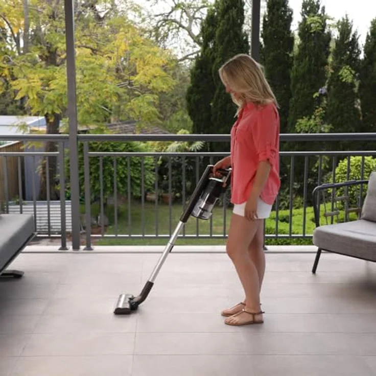 LIVINGTON Smart&Slim Vac, Beutelloser Akku Staubsauger mit 350W Motor, smarter Saugkraftanpassung und LED-Saugkopf, kabellos & leicht – Bild 3