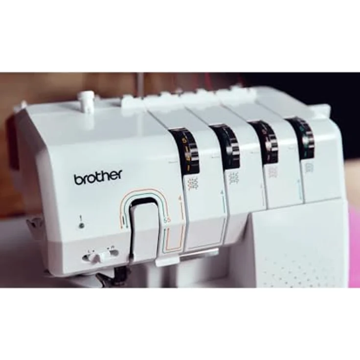 Brother Overlock-Nähmaschine Brother Airflow 3000, elektronischer Lufteinfädler, LED-Fehleranzeige, 1.300 Stiche pro Minute – Bild 5