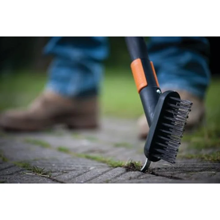 Fiskars QuikFit Fugenbürste 1000657, Stahlborsten zur effektiven Reinigung von Fugen und Mauerkanten, leicht und stabil aus glasfaserverstärktem Kunststoff – Bild 10