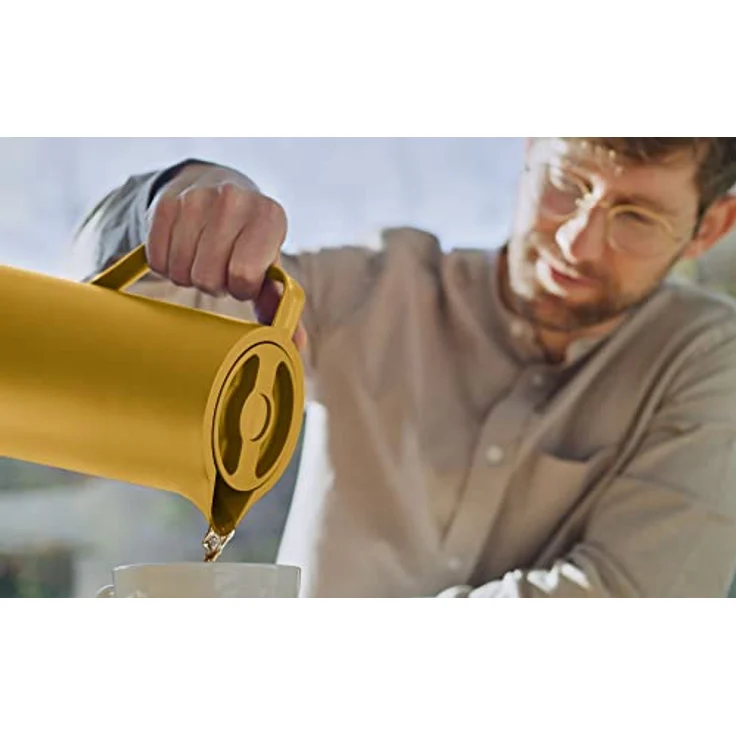 Emsa N41708 Motiva Isolierkanne | 1 Liter | Quick-Press-Verschluss | 12h heiß, 24h kalt | Glaskolben | Made in Germany | Nordisches Design | Gelb – Bild 5